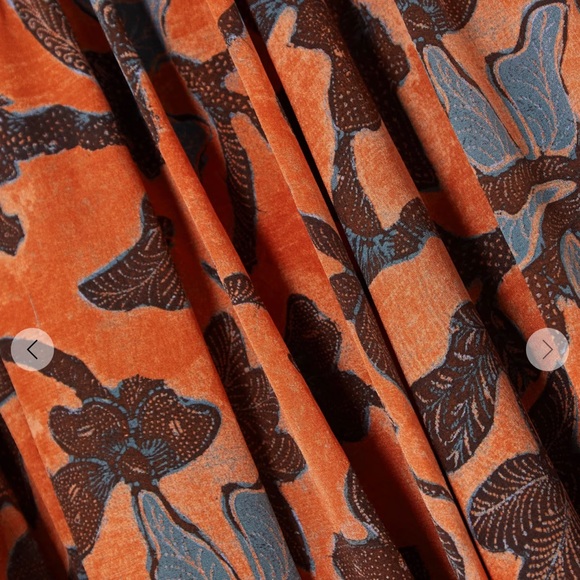 Anya open-back ruched floral-print silk-crepe maxi dress - Picture 3 of 11